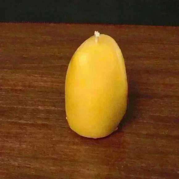 NWT Blossom Hill Nursery Handmade Old Man Winter Beeswax Candle - Picture 6 of 6